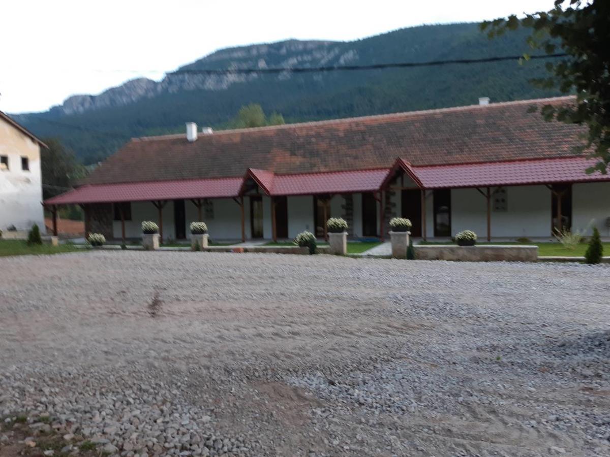 Apartmani Gmitrovic Rtanj Exterior photo